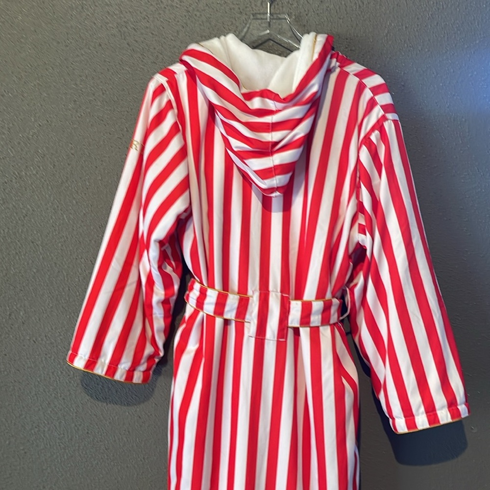 Truly Signature VIP Collection Bath Robe - Picture 11 of 14